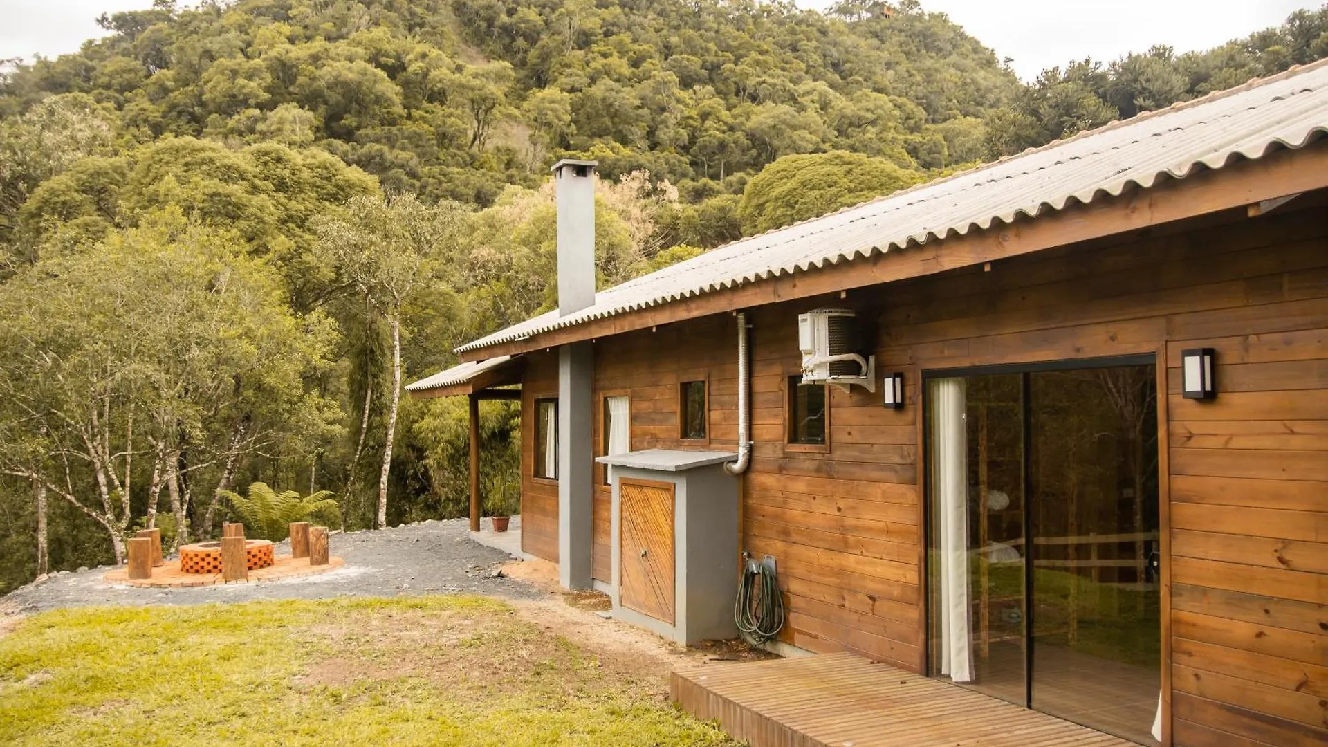 Holiday home Cabana Com Hidromassagem Bom Retiro